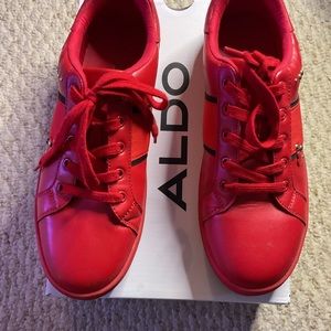 ALDO shoes size 9. Gently worn. NS/NP. Size 9